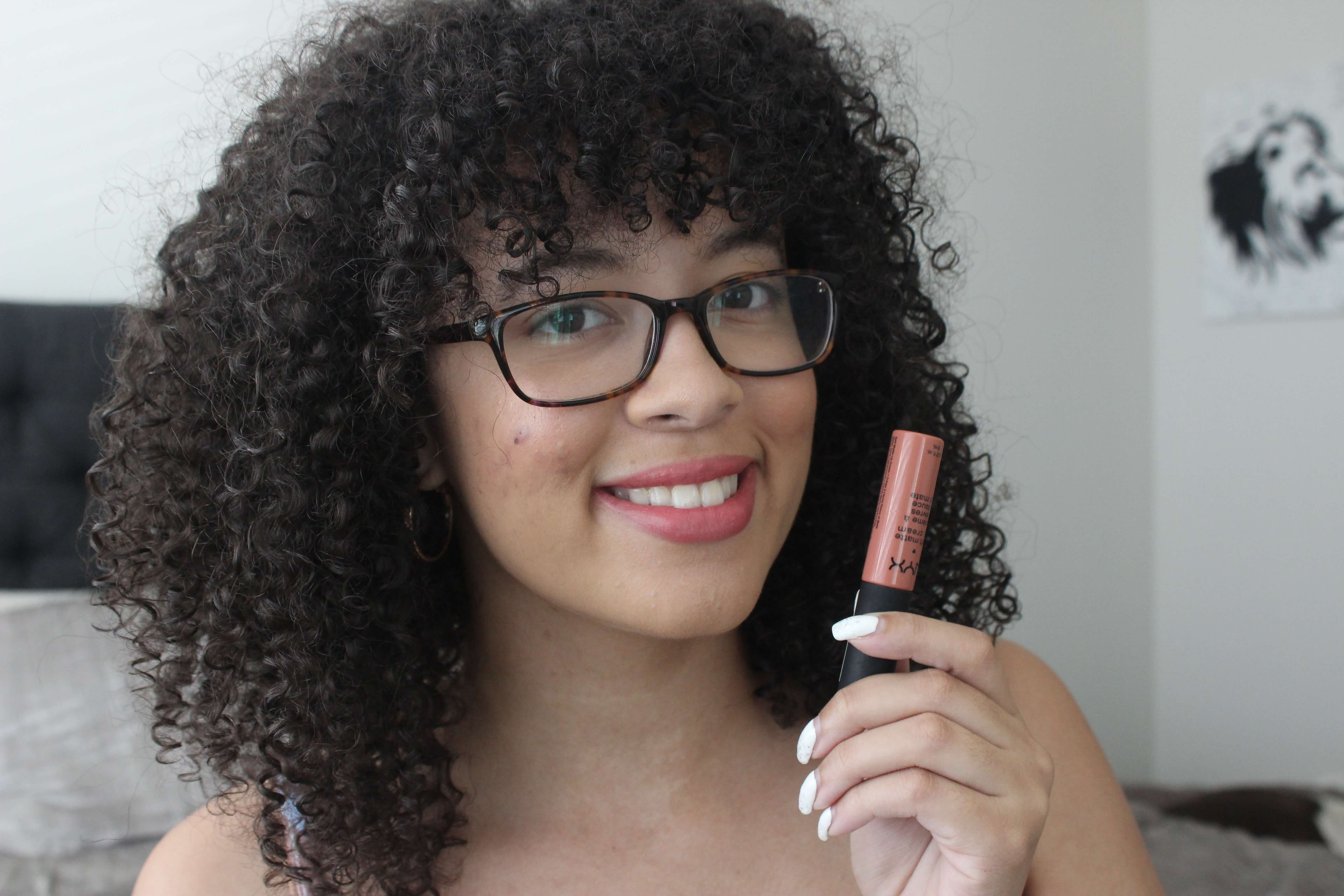 Nude lip products are my go-to for a simple, easy makeup look or whenever I’m going for a bold eye makeup. I’m sharing today my top 6 favorite nude lip products, from glosses to lipsticks. These are perfect shades if you are light-medium tan skin color!