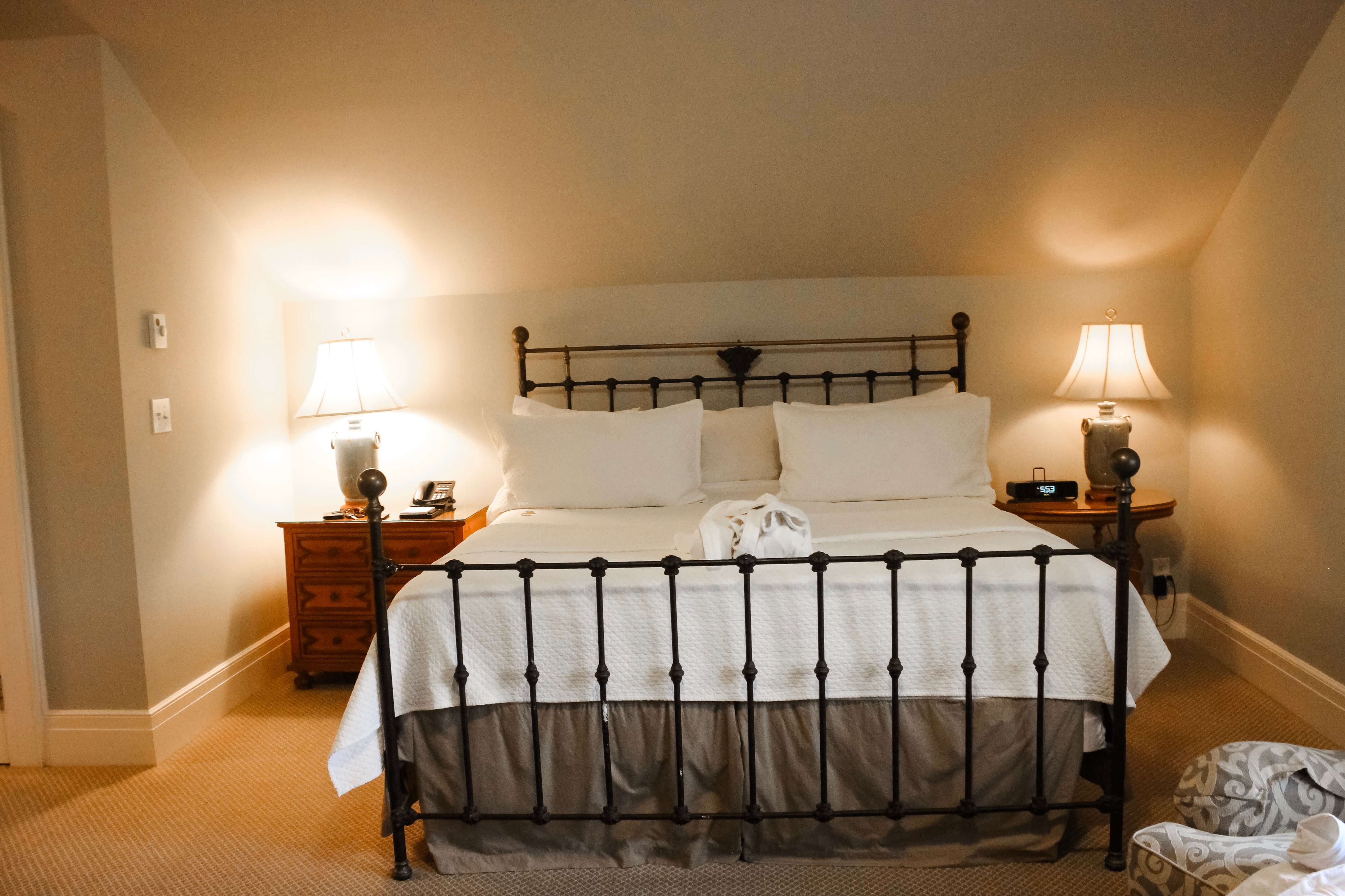 Makaela shares her recent experience and stay at the Duke Mansion in Charlotte, NC. It’s the perfect southern bed and breakfast in the heart of the metro city.