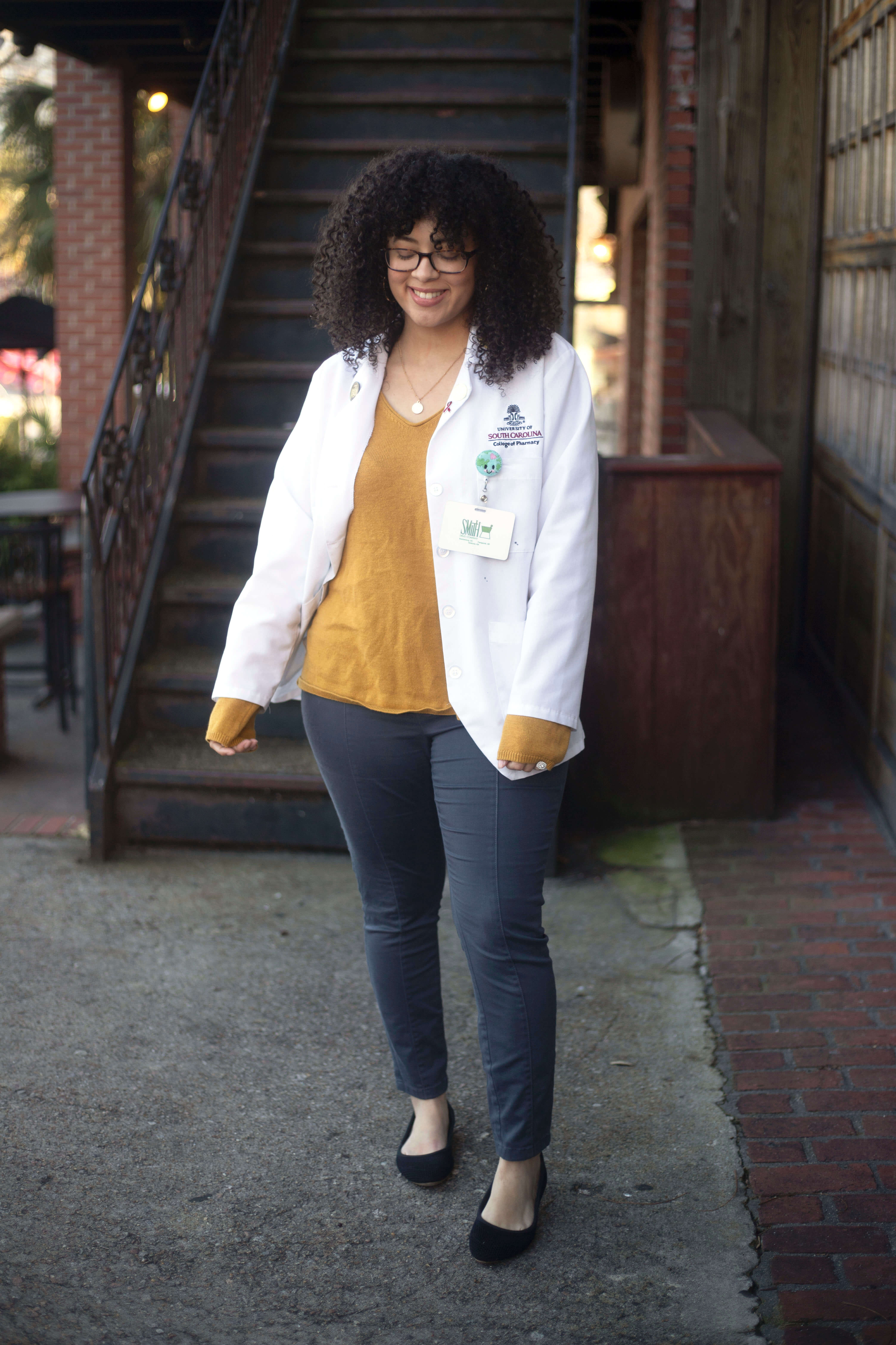 If you’re a pre-pharmacy or just a student interested in pharmacy, read this post before you apply to pharmacy school! I’m sharing 8 lessons that I wish I would’ve learned before I started pharmacy school. 